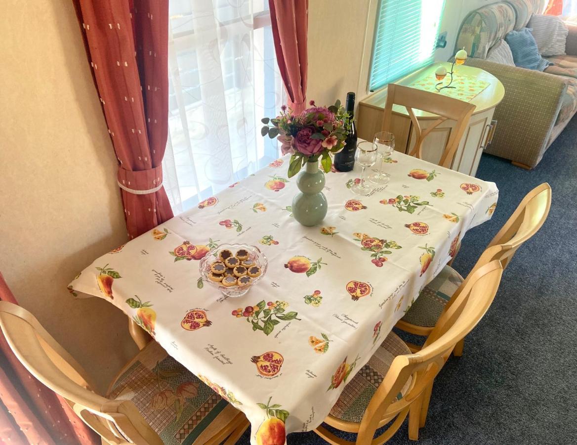 Kisvakond Vendégház Jeno Exterior foto