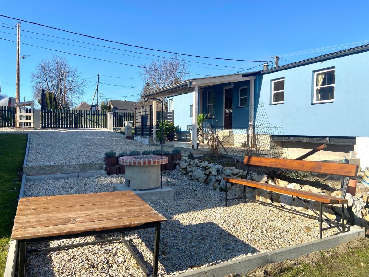 Kisvakond Vendégház Jeno Exterior foto